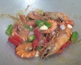 Foto langkah ke 4 dari resep Garlic Butter Shrimp Caramelized onion.