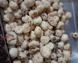 A picture of step 4 of Janmashtami special prasad bhog - Makhana Paag.