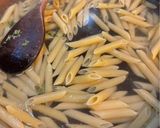 Foto del passaggio 3 della ricetta Maccheroni con Crema di Asparagi e Salmone Affumicato
