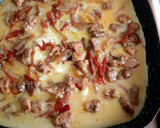 Foto del paso 2 de la receta: Desayuno con energía omelet carne y verduras