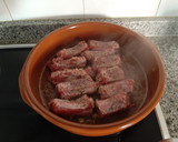 Foto del paso 2 de la receta: Costillar de cerdo en salsa