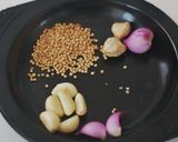 Foto langkah ke 1 dari resep Gulai Kentang Telur.