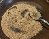 Foto del passaggio 2 della ricetta Muddica atturrata (mollica)