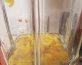 A picture of step 1 of A peach fruit juice.