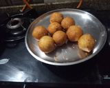 A picture of step 9 of Potato stuffed Sama Rice pops.