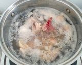 Foto langkah ke 1 dari resep Sup Ayam Sederhana.
