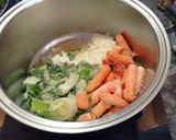 Foto del paso 4 de la receta: Sopa o Crema Dorada con Calabaza y Coliflor a Tu Gusto