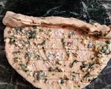 A picture of step 5 of Garlic Paratha.