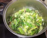 Foto del paso 3 de la receta: Crema de espárragos y puerro