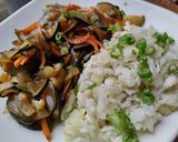 Foto del paso 3 de la receta: Salteado de calabacín con arroz🥙🧆🍚