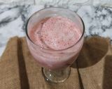 Foto langkah ke 3 dari resep Jus Strawberry.