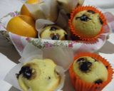 Foto del paso 3 de la receta: Muffins de naranja y chispas de chocolate