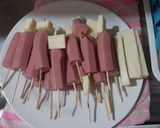 Foto del paso 1 de la receta: Banderillas de salchicha y queso manchego 🙂‍↕️😊¡súper fácil!