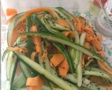 Foto del paso 2 de la receta: Ensalada de pepino zanahoria!con aliño Japanese!
