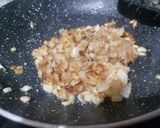 Foto del paso 2 de la receta: Mi salsa Pesto (Salsa a base de albahaca)