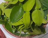 Foto langkah ke 1 dari resep Sambel Daun Jeruk.
