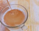 डालगोना हॉट कॉफी (Dalgona hot coffee recipe in hindi) रेसिपी चरण 2 फोटो