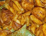 A picture of step 5 of Italian chicken pasta.