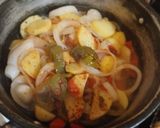 Foto del paso 1 de la receta: Pollo a la portuguesa
