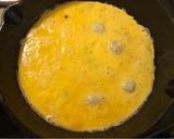 A picture of step 3 of Tornado Omelet Rice.