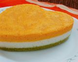 A picture of step 7 of Tricolor Rava Dhokla.