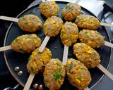 A picture of step 2 of Sweetcorn Lollipops / Sweetcorn Cutlets.