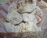 Foto langkah ke 4 dari resep Chicken Schnitzel.