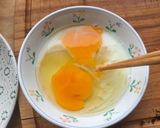 รูปขั้นตอนการทำที่ 1 ของ ข้าวไข่ข้น ไส้กรอก สูตรอยากกินต้องได้กิน