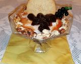 Foto del passaggio 2 della ricetta Cheesecake in crystal cup with autumn flavors 🍇🍪🍧