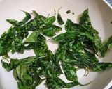 Foto langkah ke 4 dari resep Beef Thai Basil.