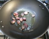 Foto del paso 1 de la receta Conejo al ajillo