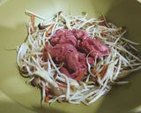 豆芽菜拌炒肉片︳簡單快速便當菜的食譜步驟3照片
