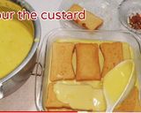 A picture of step 4 of Hot rusk pudding.