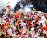 Foto langkah ke 5 dari resep 42. Tumis Cumi Asin.