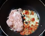 รูปขั้นตอนการทำที่ 3 ของ ไก่ผัดใบกระเพรา