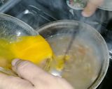 A picture of step 6 of Chicken corn veggie soup with cup cake.