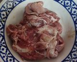 รูปขั้นตอนการทำที่ 1 ของ บะหมี่ผักผัดหมูสไลซ์