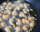 A picture of step 5 of Dahi Phulkiyan.