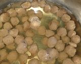 A picture of step 1 of Soya chunks Curry.