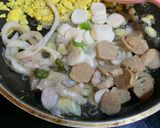 Foto langkah ke 3 dari resep Nasi Goreng Seafood.