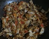 Foto langkah ke 3 dari resep Tongkol Suwir Balado.