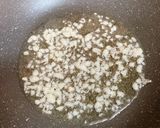 Hình bước làm 2 của món Canh Chua Cá Đuối
