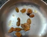 A picture of step 4 of Parupu Wadai, Nei paysam, Sundal.