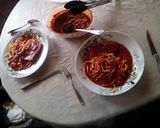 Paradicsomos marha, spagettivel recept fázis 6 fotója