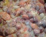 A picture of step 6 of Hotdog pot pie.