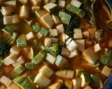 Foto del paso 4 de la receta: Sopa de verduras😀🥔🥕🍅🥦