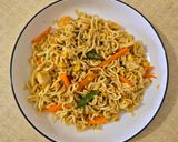Foto langkah ke 7 dari resep Mie Goreng Jawa.