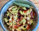Une image de l'étape 2 de Salade froide : pâtes à la grecque.