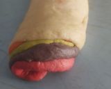 Foto langkah ke 6 dari resep Rainbow Loaf (Roti tawar pelangi).