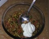 A picture of step 9 of Schezwan mayo sendwitch.
